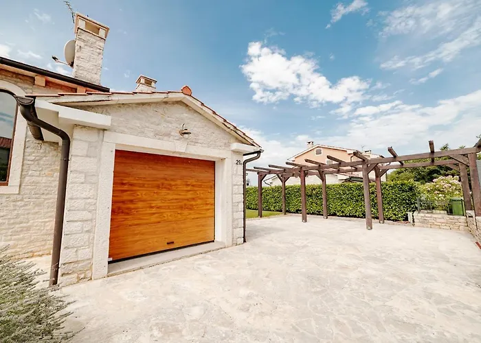 Ferienhaus Begonia Višnjan